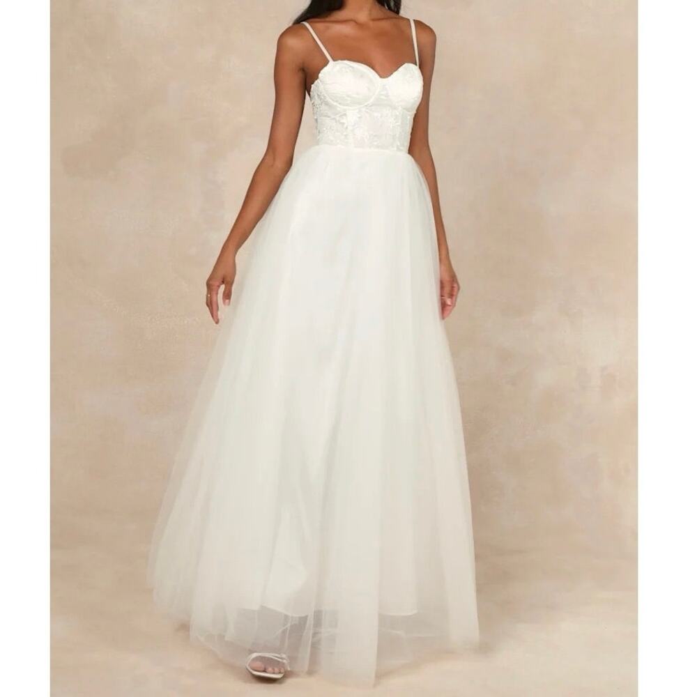 NWT Lulu’s Ethereal Romance White Embroidered Bustier Maxi Dress Size S